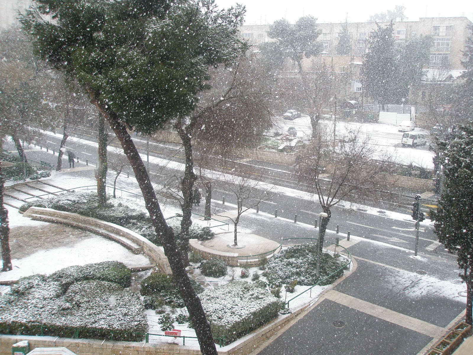 израиль снег